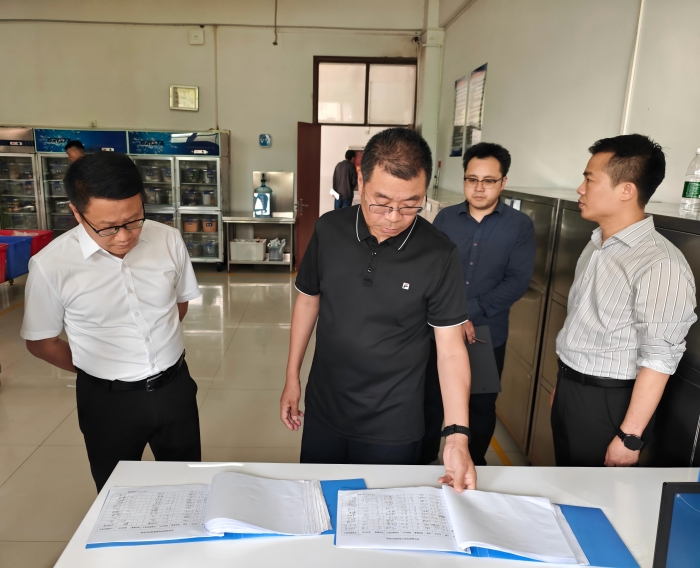 筑牢安全防线 守护平安校园 院长宋思运带队开展校园安全大检查